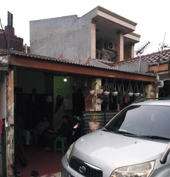 Sebelum: rumah lama sebelum direnovasi